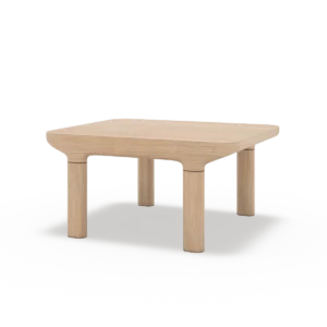 Petite table basse design en chêne, dessinée par Guillaume Delvigne